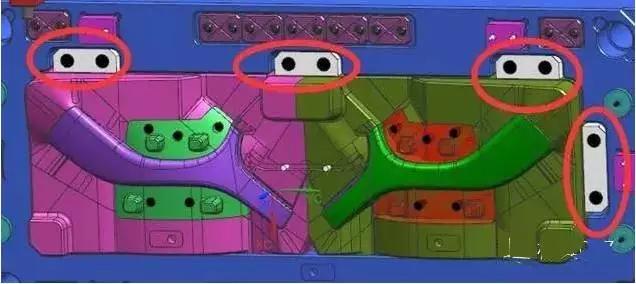 汽车门板拉手上盖塑料模具设计实例图解