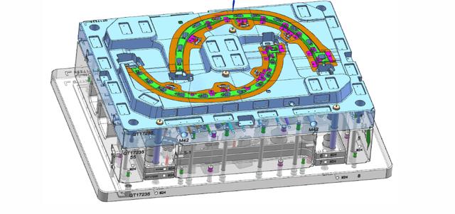 点击进入看图评论 汽车轮眉的注塑模具设计,希望能帮助到正在学习设计的你